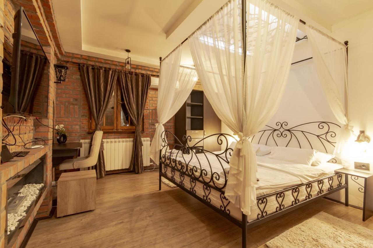 Madison Inn Suites - Wilson'S Square Белград Экстерьер фото