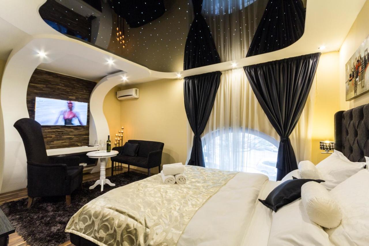Madison Inn Suites - Wilson'S Square Белград Экстерьер фото